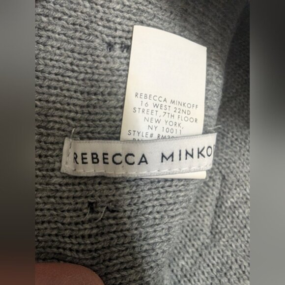 Rebecca Minkoff Womens Star Patch Sequin Beanie Heather Grey Winter Hat - Picture 7 of 8